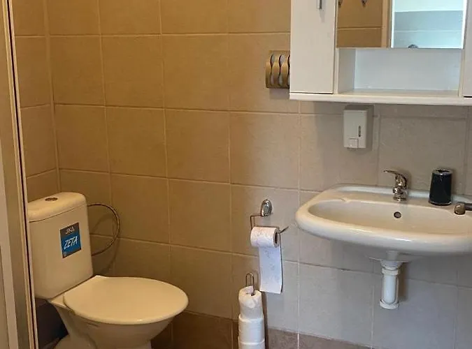 Apartman-raca شقة