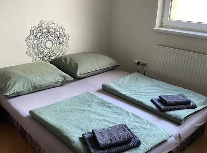 Apartman-raca شقة *