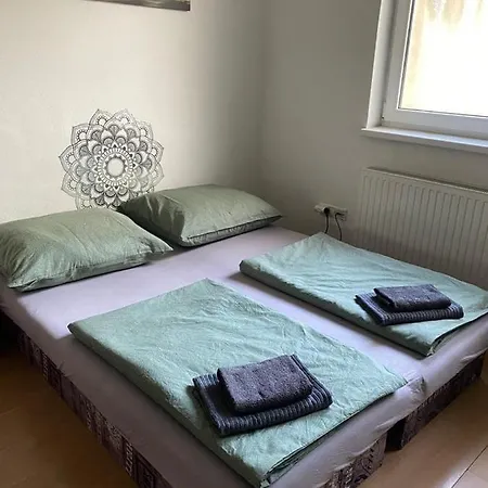 Apartman-raca Appartement *